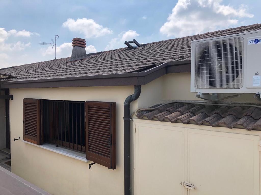 Holiday Confort La Volta Brescia Luaran gambar